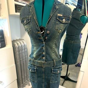 Size M stretch denim dress